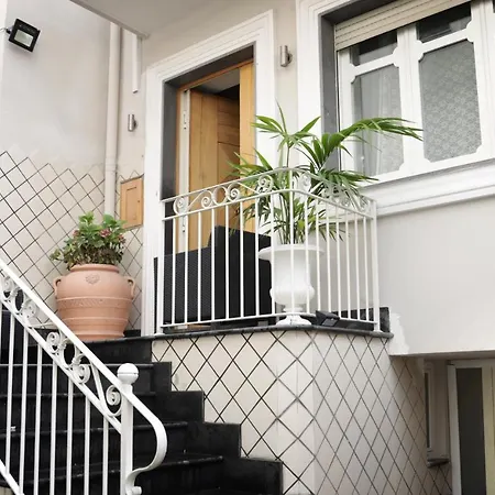 Ruins De Charme Bed & Breakfast 3*